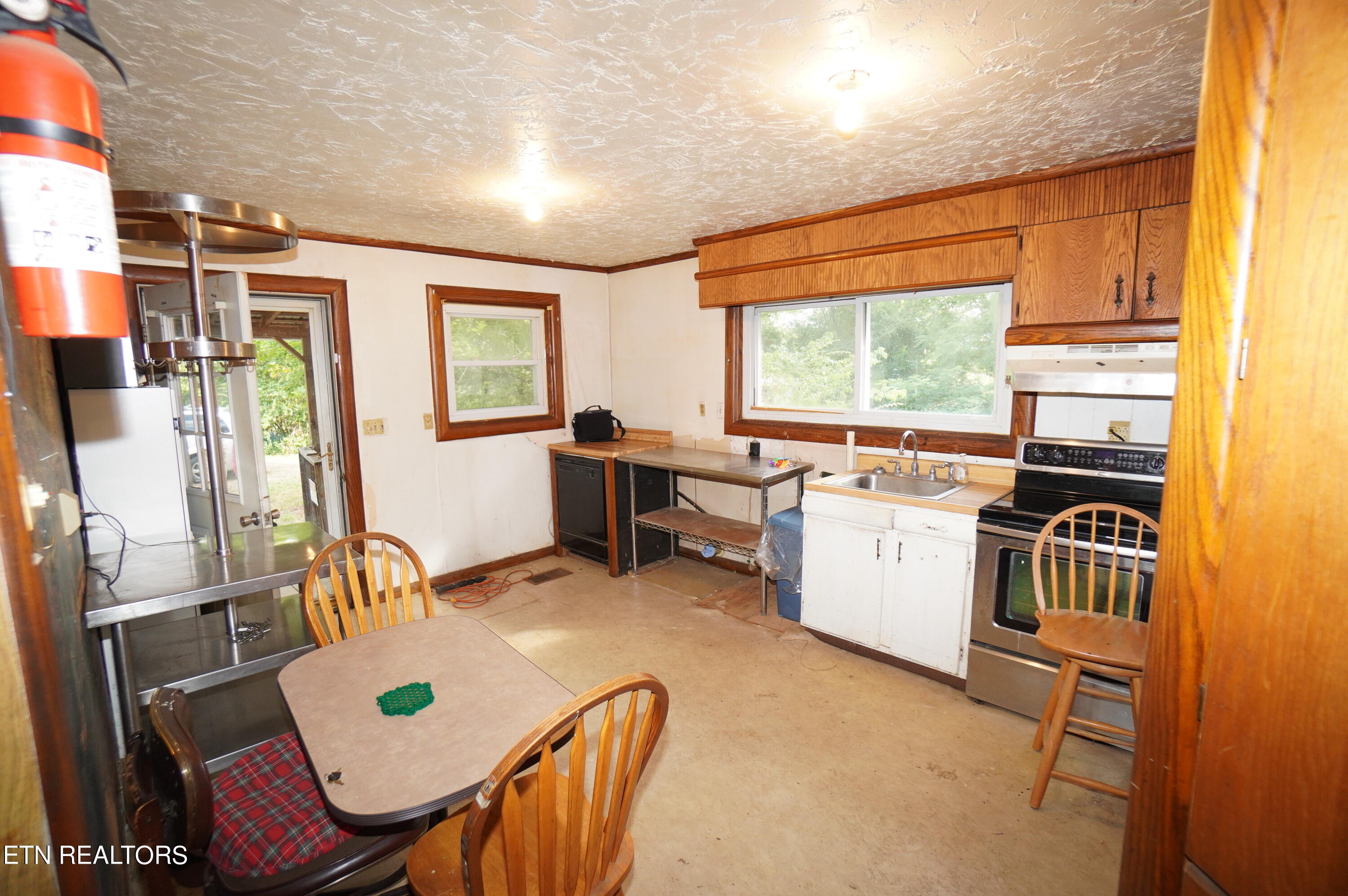 1271 Sager Road Dandridge, TN 37725 - Photo 17 of 41 1271 sager rd (30)