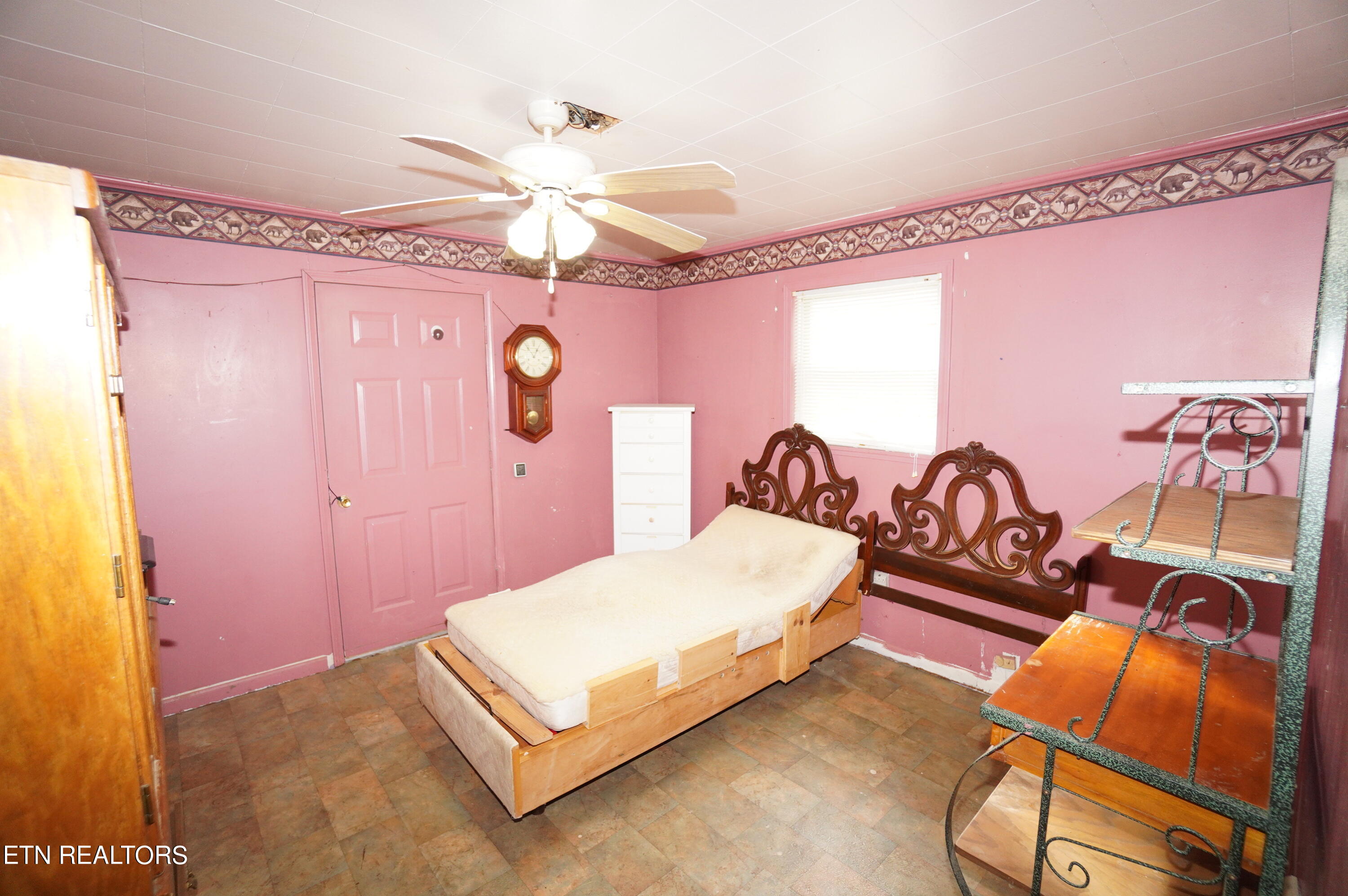 1271 Sager Road Dandridge, TN 37725 - Photo 19 of 41 1271 sager rd (32)