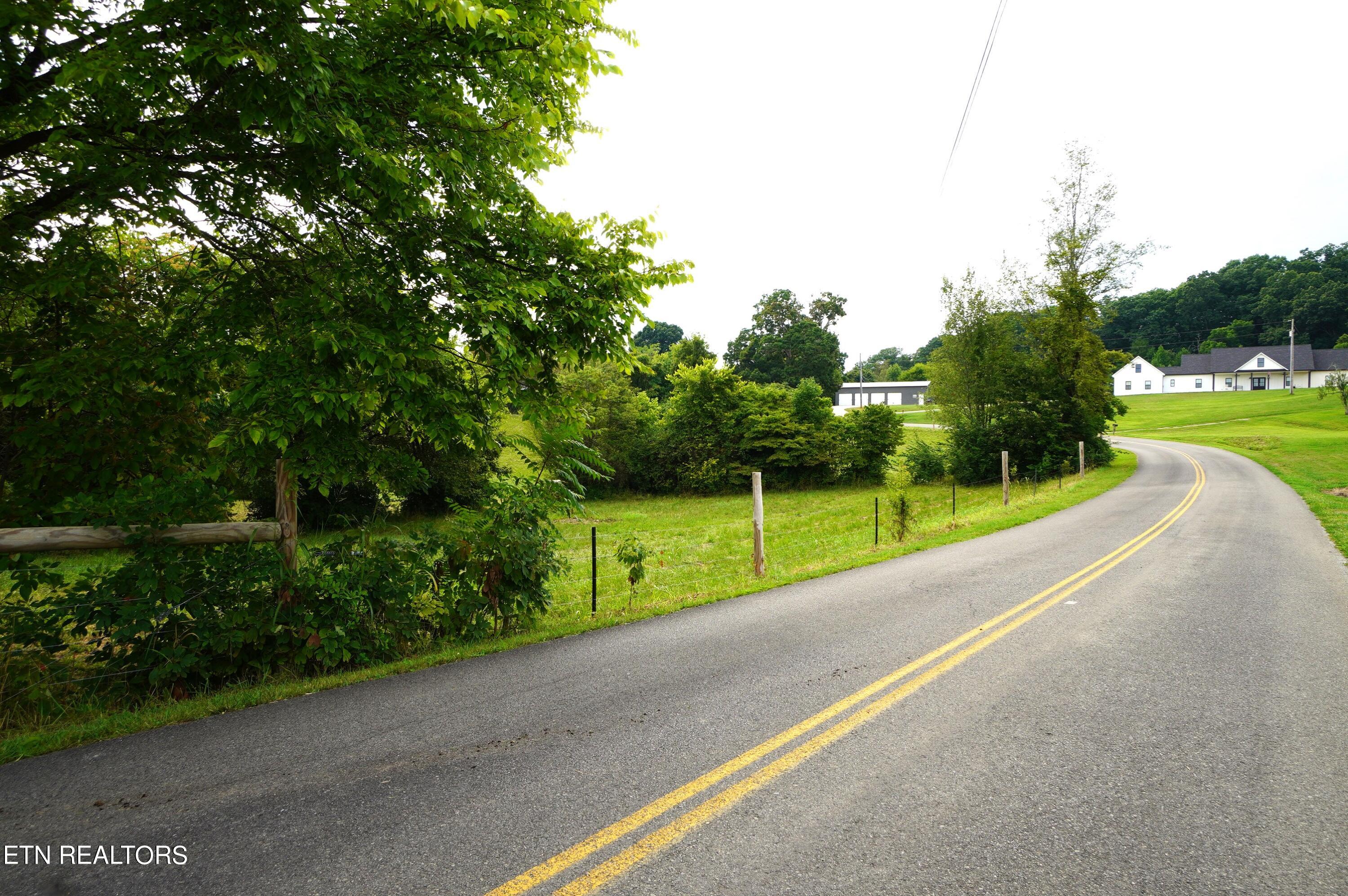 1271 Sager Road Dandridge, TN 37725 - Photo 40 of 41 1271 sager rd (11)