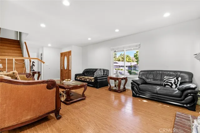 $795,000 | 20623 Russ Jay Street, Saugus, CA 91350