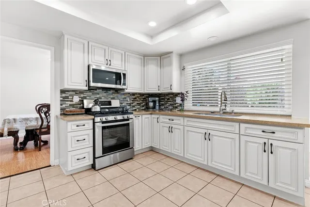 $795,000 | 20623 Russ Jay Street, Saugus, CA 91350