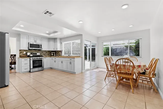 $795,000 | 20623 Russ Jay Street, Saugus, CA 91350