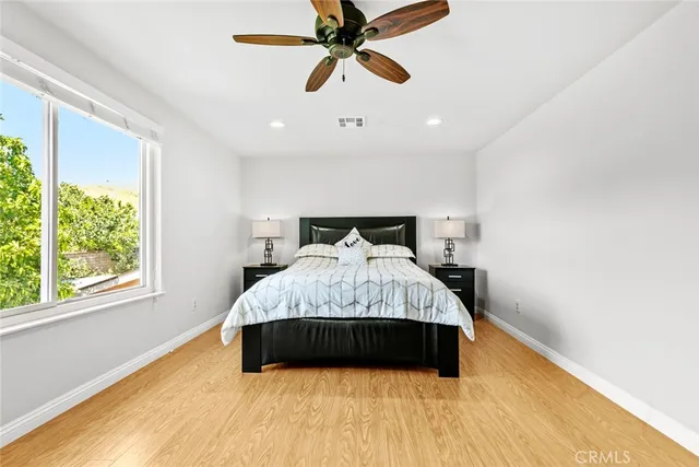 $795,000 | 20623 Russ Jay Street, Saugus, CA 91350