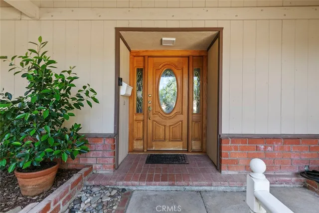 $795,000 | 20623 Russ Jay Street, Saugus, CA 91350