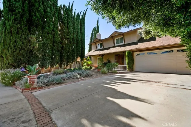 $795,000 | 20623 Russ Jay Street, Saugus, CA 91350