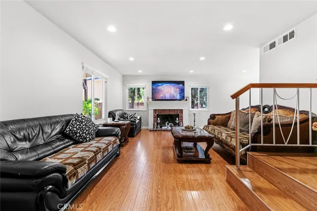 $795,000 | 20623 Russ Jay Street, Saugus, CA 91350