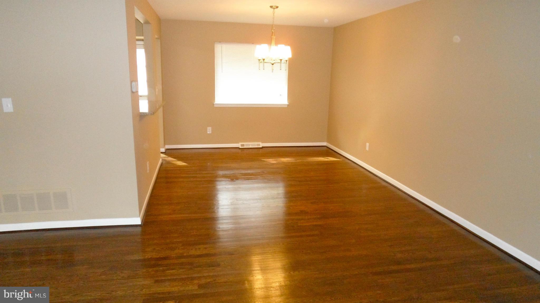 3625 Templar Road Randallstown, MD 21133 - Photo 3 of 28 Dining Room