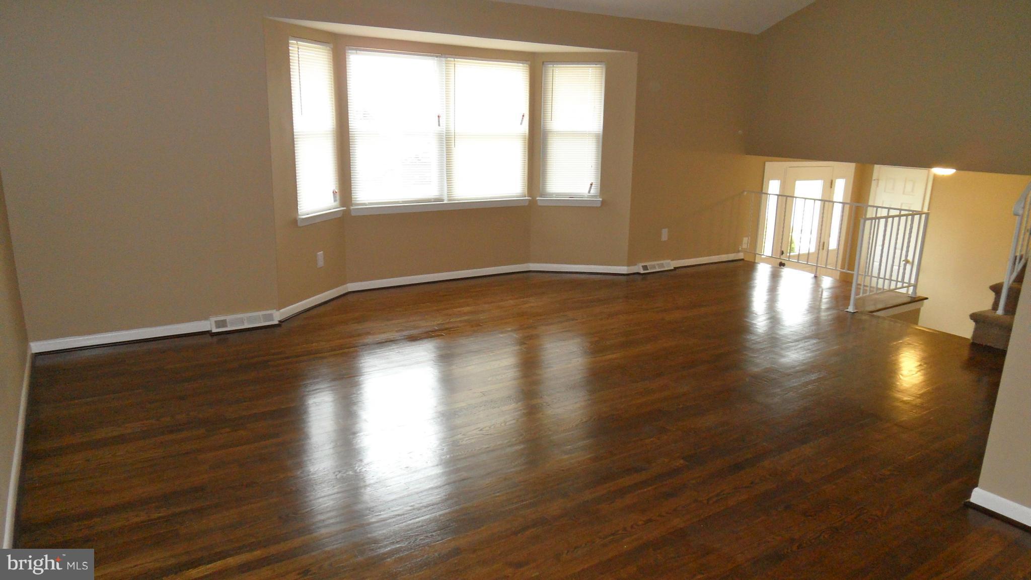 3625 Templar Road Randallstown, MD 21133 - Photo 4 of 28 Living Room