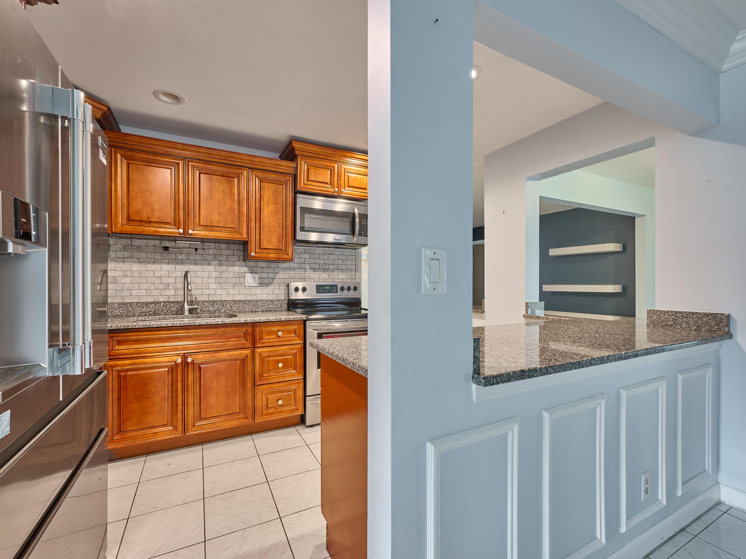 1710 Southwest 22nd Street Boynton Beach, FL 33426 - Photo 18 of 81 Kitchen from Dining room