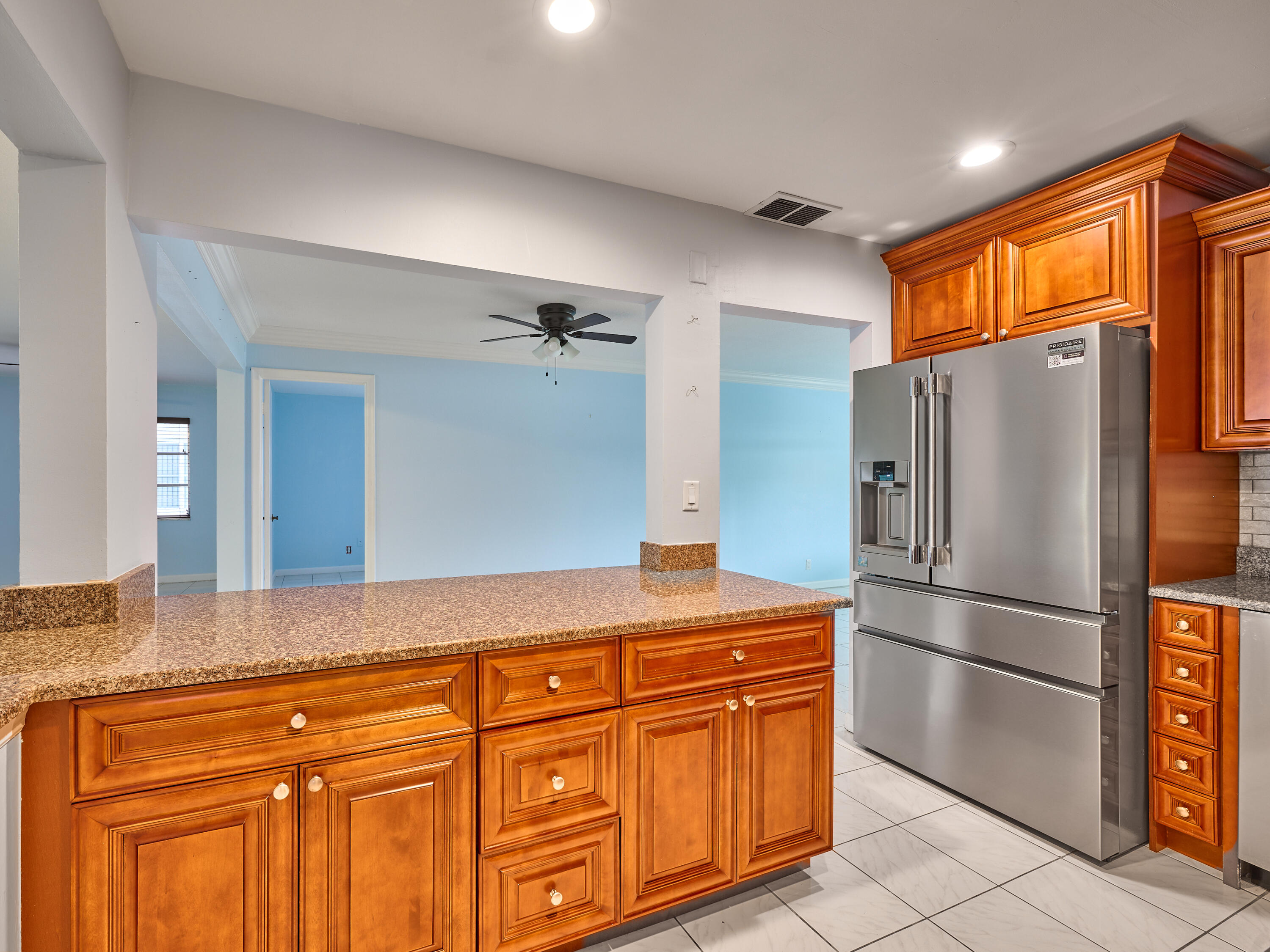 1710 Southwest 22nd Street Boynton Beach, FL 33426 - Photo 19 of 81 Kitchen