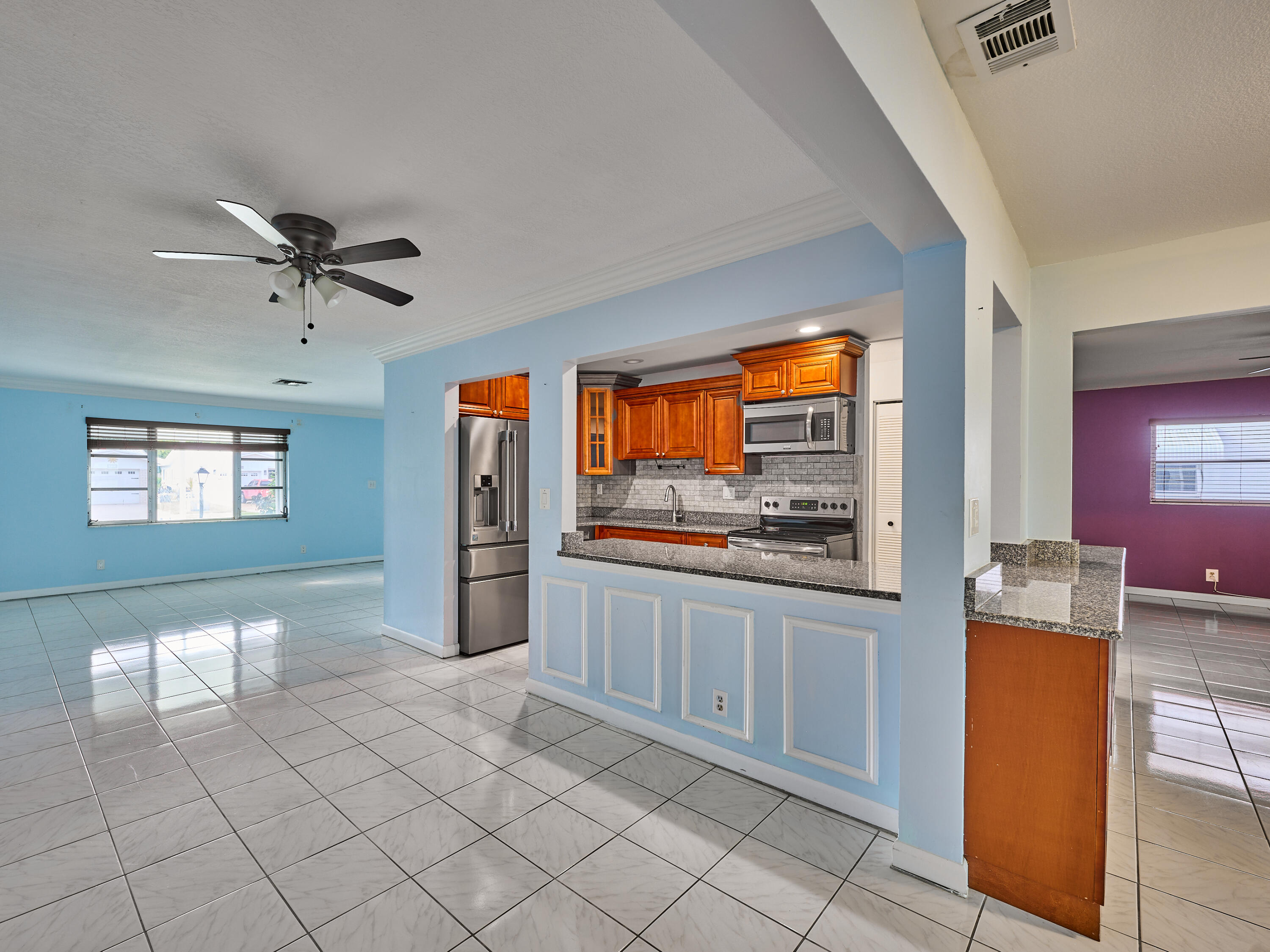1710 Southwest 22nd Street Boynton Beach, FL 33426 - Photo 21 of 81 © PYL 0024