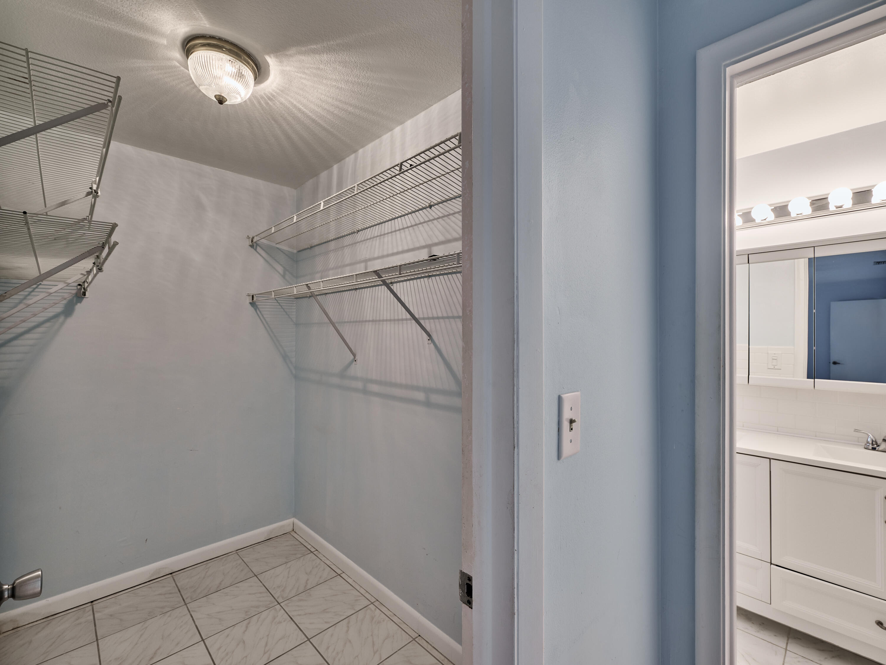 1710 Southwest 22nd Street Boynton Beach, FL 33426 - Photo 26 of 81 Primary walk in closet