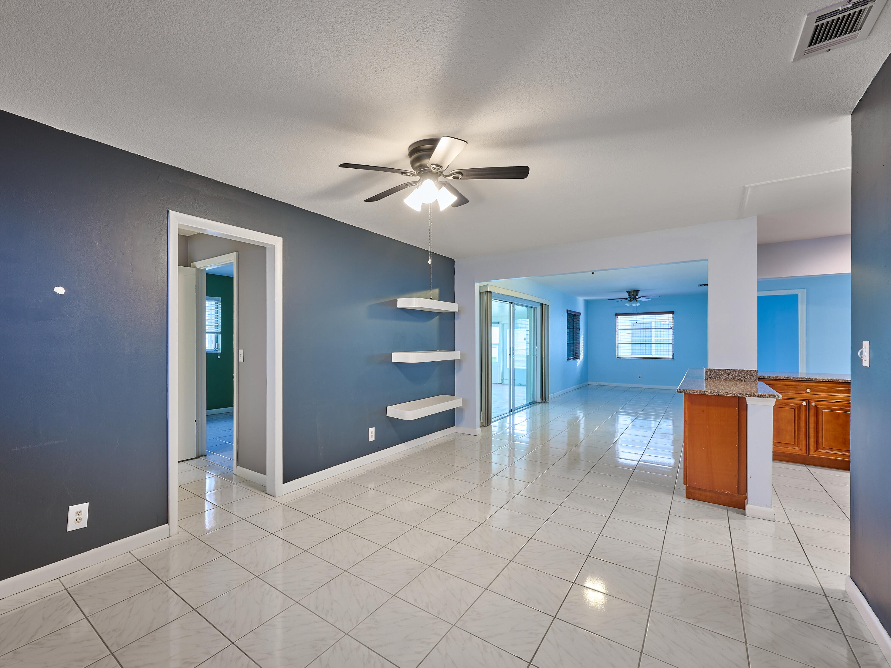 1710 Southwest 22nd Street Boynton Beach, FL 33426 - Photo 32 of 81 Family Room