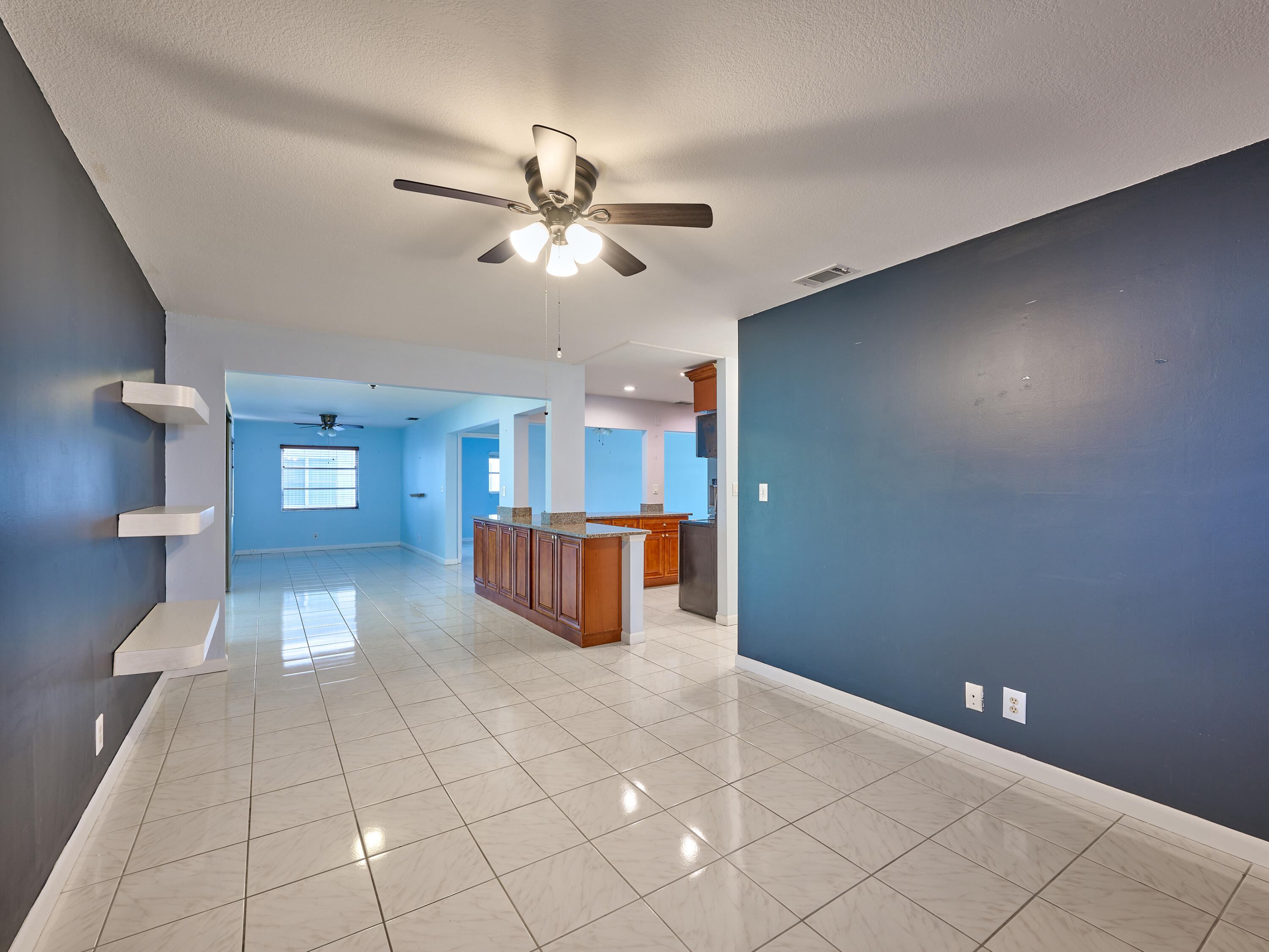 1710 Southwest 22nd Street Boynton Beach, FL 33426 - Photo 33 of 81 Family Room