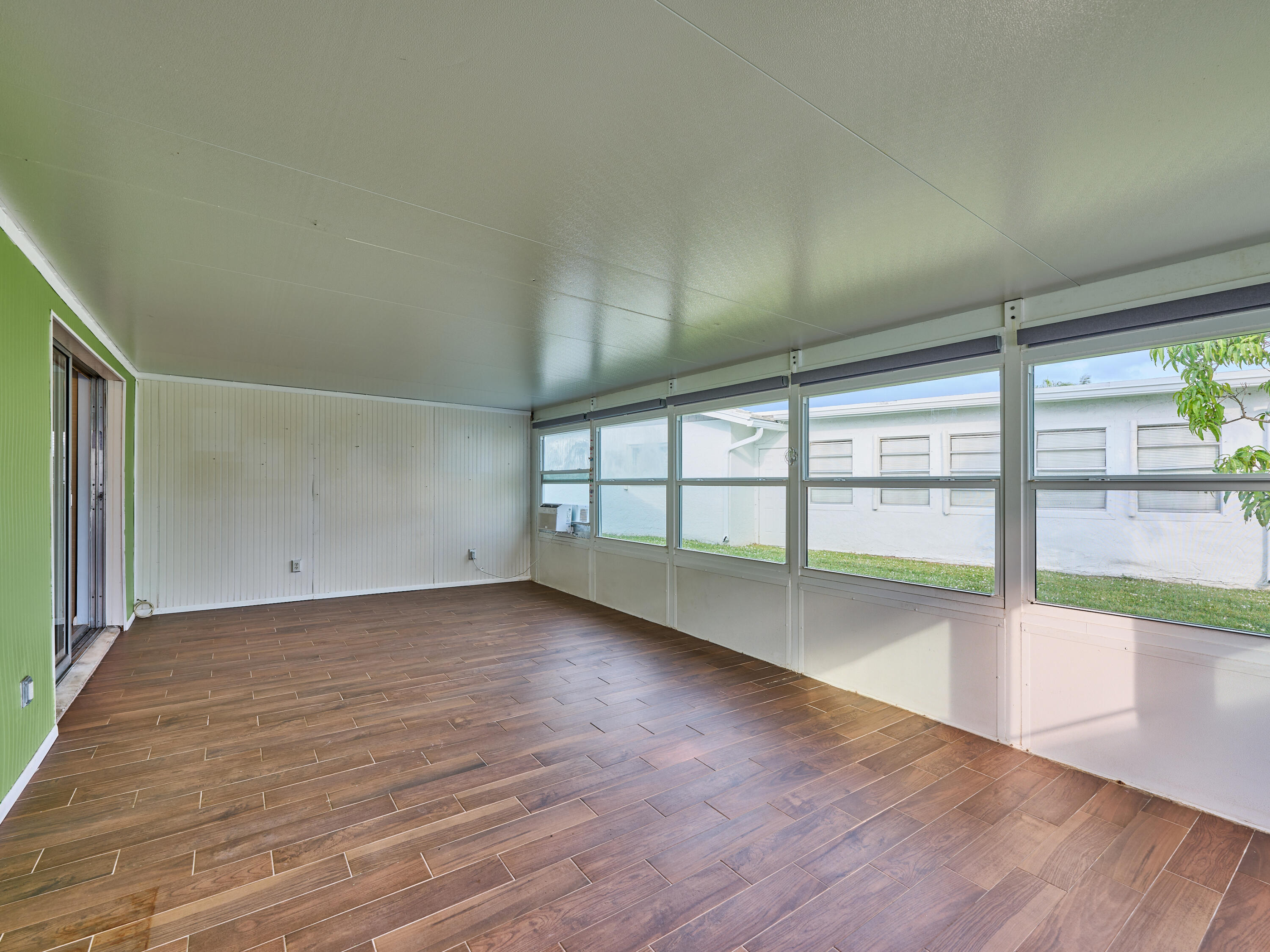 1710 Southwest 22nd Street Boynton Beach, FL 33426 - Photo 46 of 81 Enclosed Patio