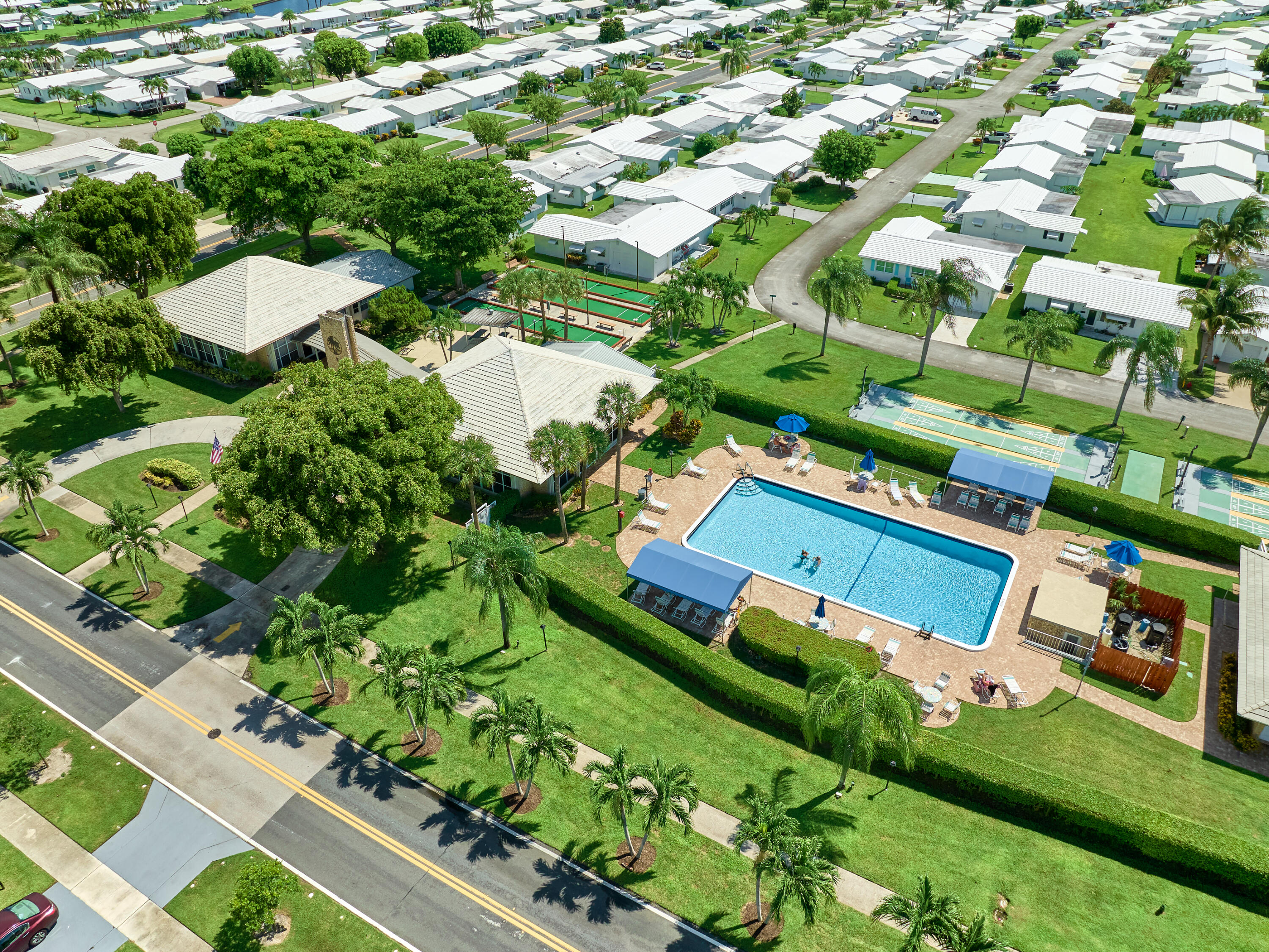 1710 Southwest 22nd Street Boynton Beach, FL 33426 - Photo 81 of 81 © PYL 0143