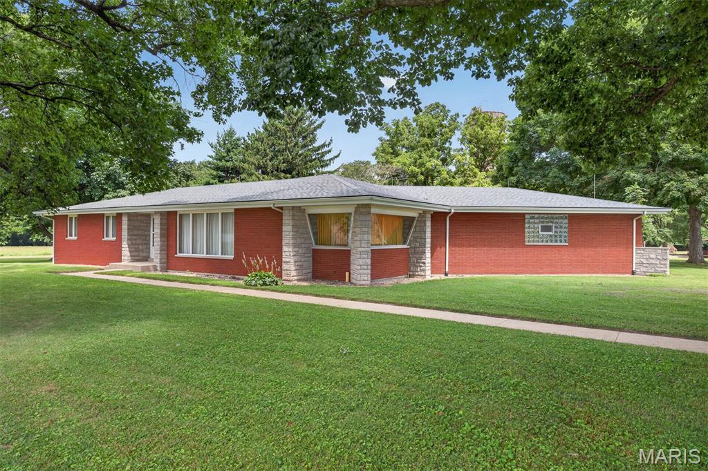 11405 Lake Road Highland, IL 62249 - Photo 52 of 53