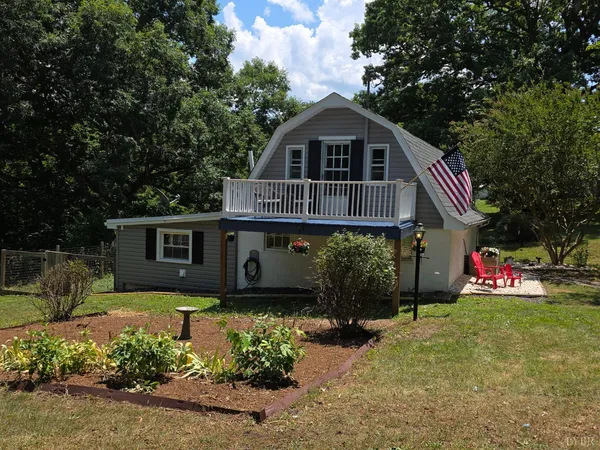 $199,000 | 383 Pinecrest Drive, Madison Heights, VA 24572