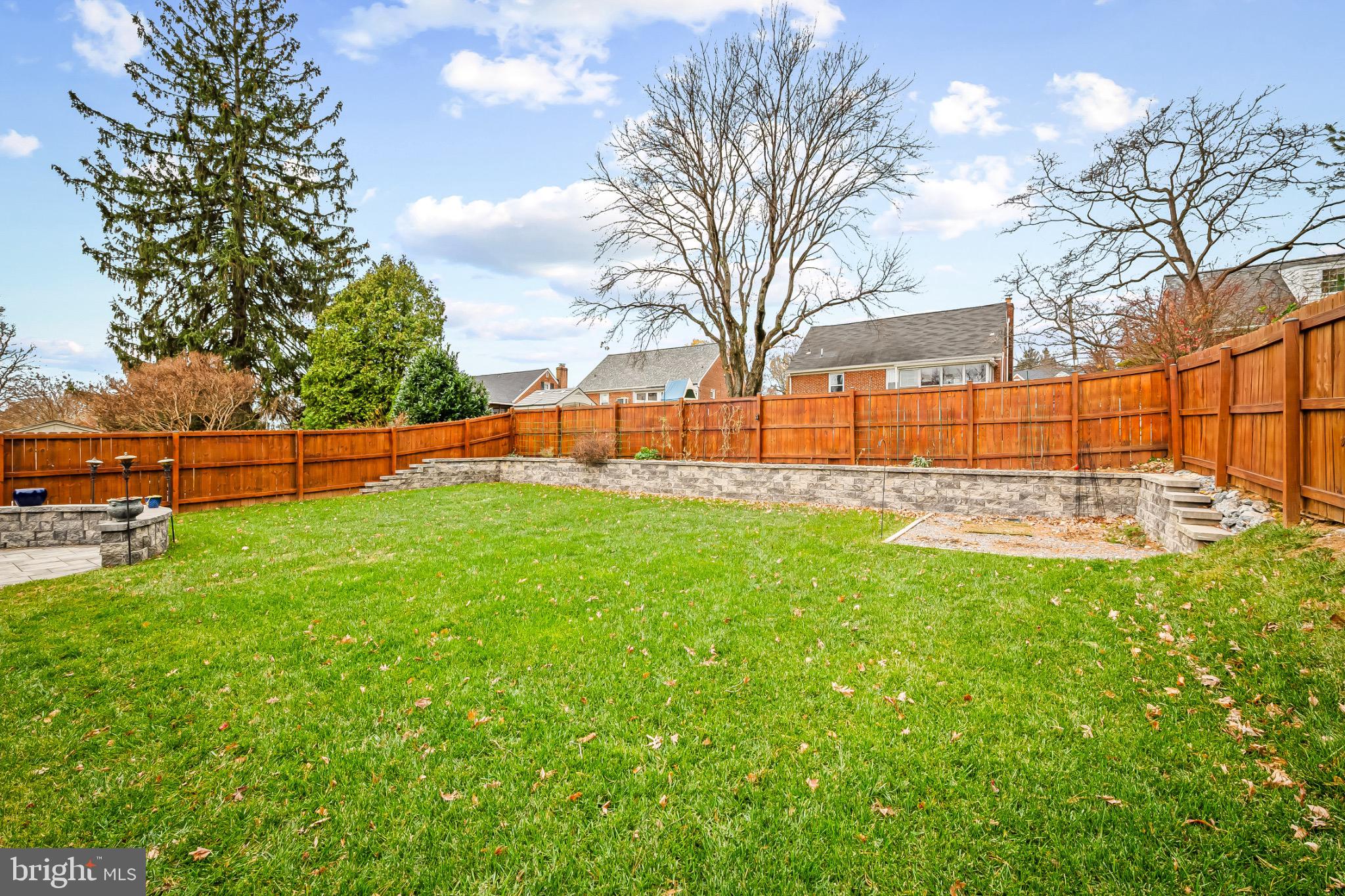 312 Waveland Road Catonsville, MD 21228 - Photo 37 of 40 a view of a yard with a large tree