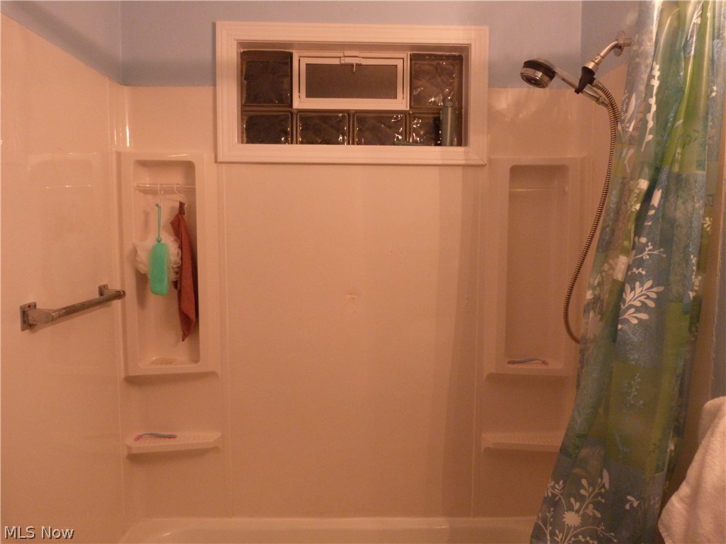 126 Stephens Road Akron, OH 44312 - Photo 12 of 35 Gallery Image 12