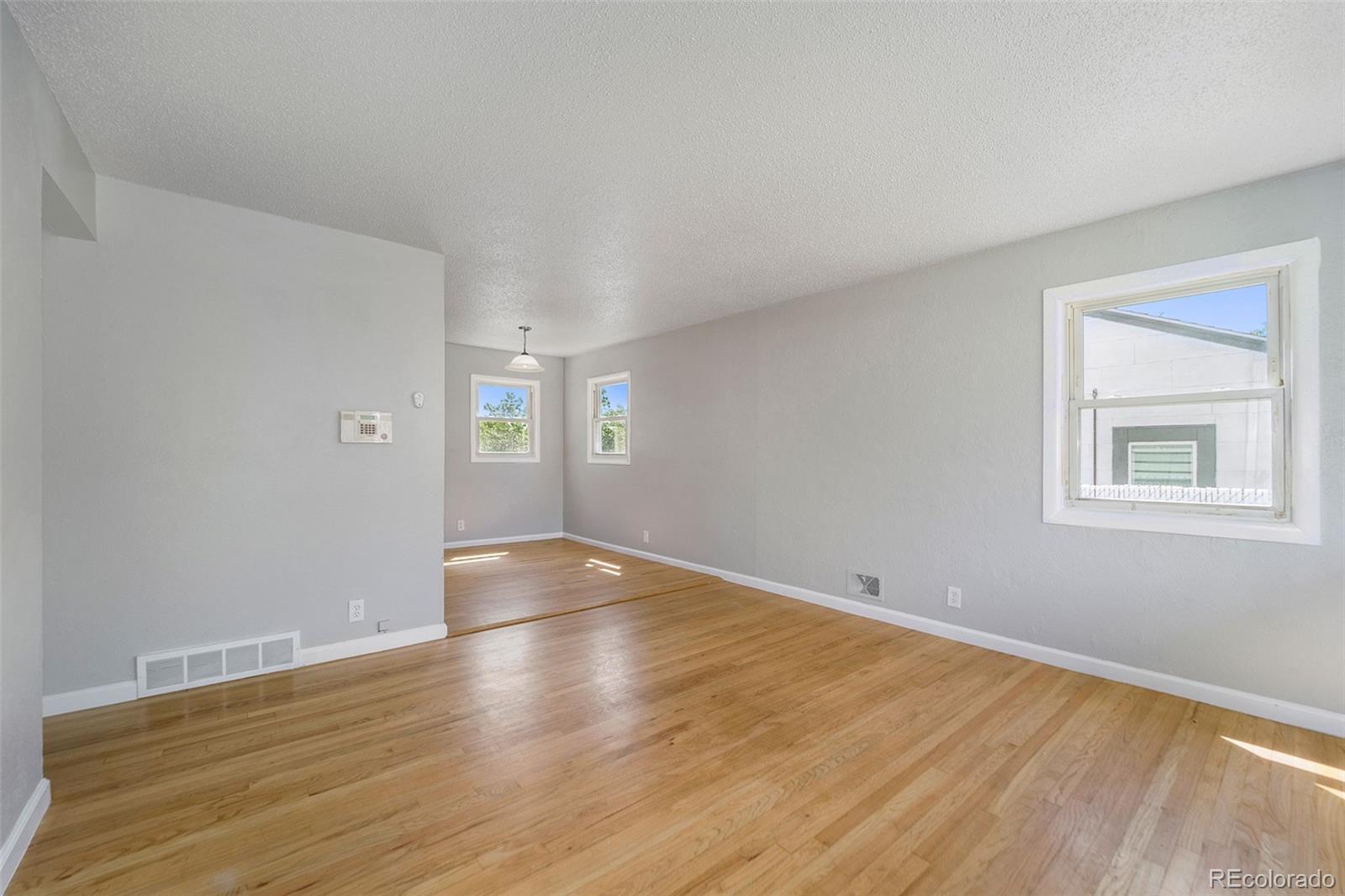 1100 South Raleigh Street Denver, CO 80219 - Photo 5 of 19 Gallery Image 5