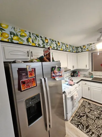 $279,000 | 41357 Estate Drive, Sterling Heights, MI 48313