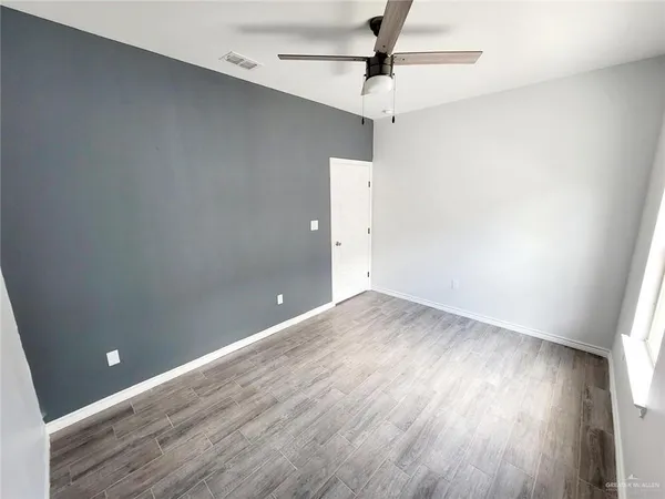 $1,100 | 2808 Rosemary Drive, Unit 3, Weslaco, TX 78599