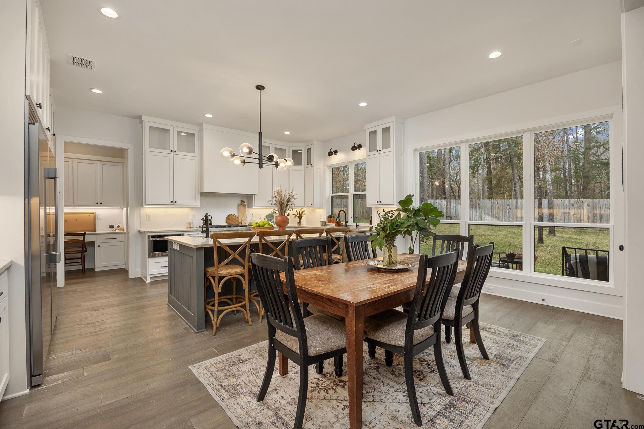 9261 Caddo Rdg Cove Tyler, TX 75703 - Photo 11 of 48 Gallery Image 11
