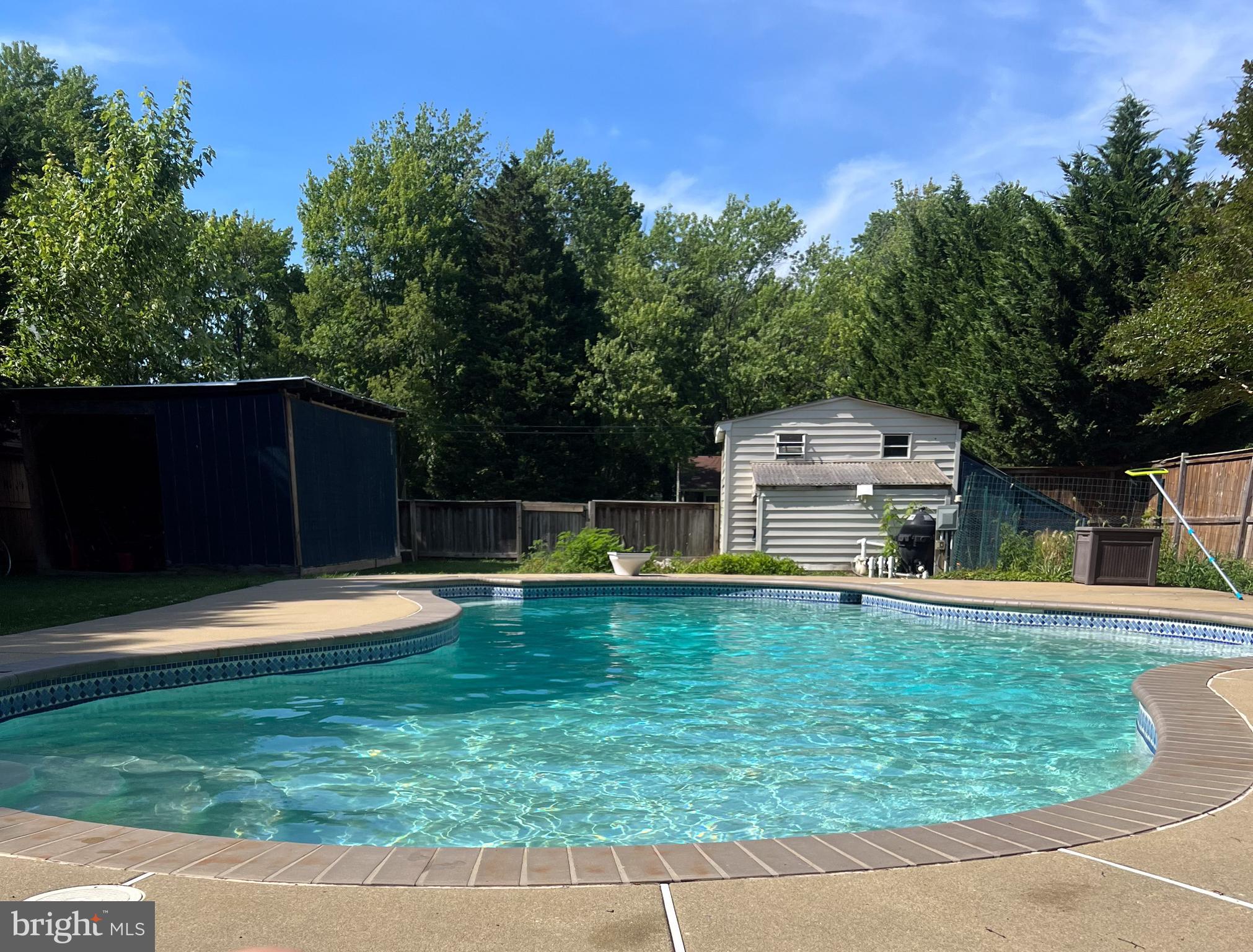 118 Virginia Road Stevensville, MD 21666 - Photo 30 of 31 Pool, Summer 2024