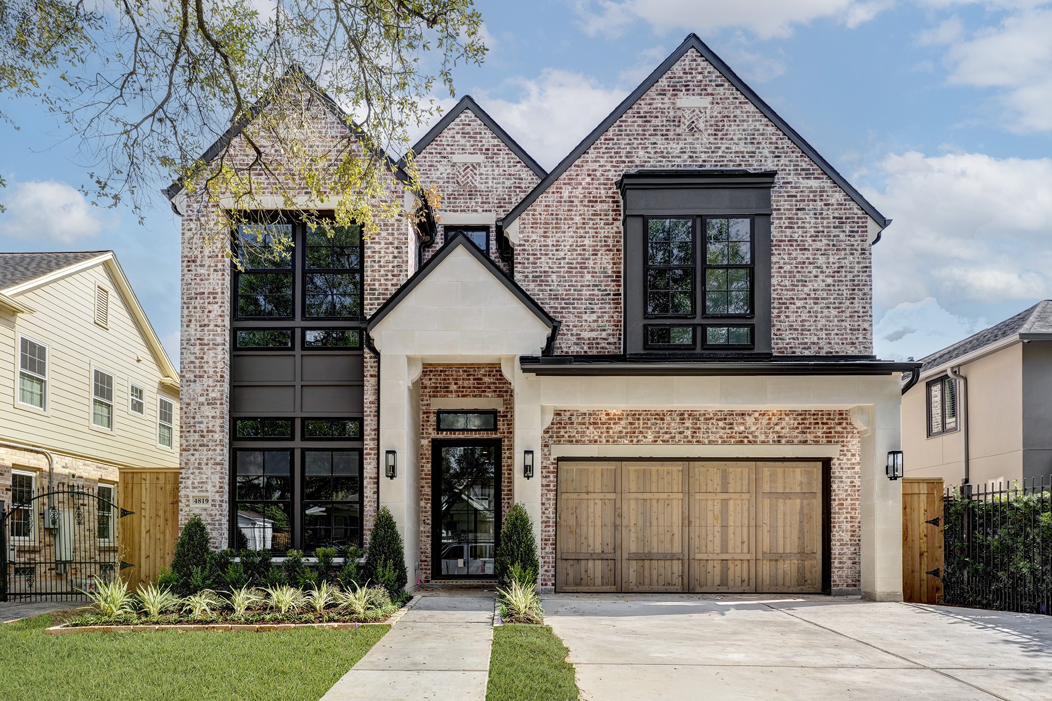 4819 Mandell Street Houston, TX 77006 - Photo 31 of 35