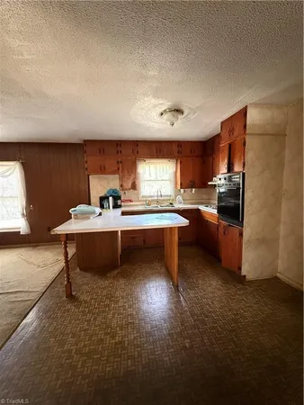 $425,000 | 6222 West Pine Street, Mount Airy, NC 27030