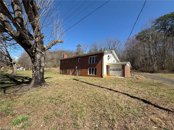 $425,000 | 6222 West Pine Street, Mount Airy, NC 27030