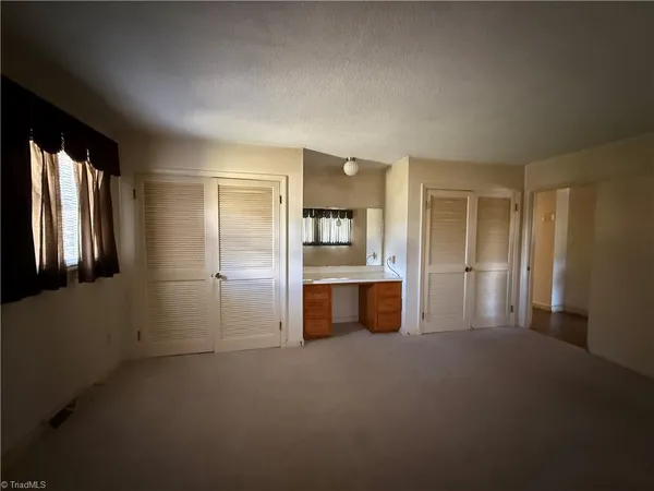 $425,000 | 6222 West Pine Street, Mount Airy, NC 27030