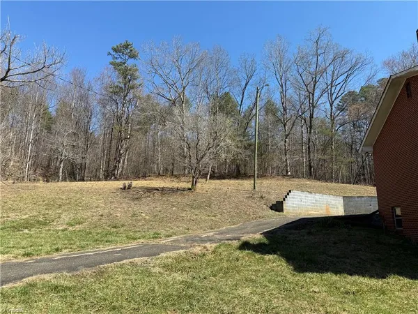 $425,000 | 6222 West Pine Street, Mount Airy, NC 27030