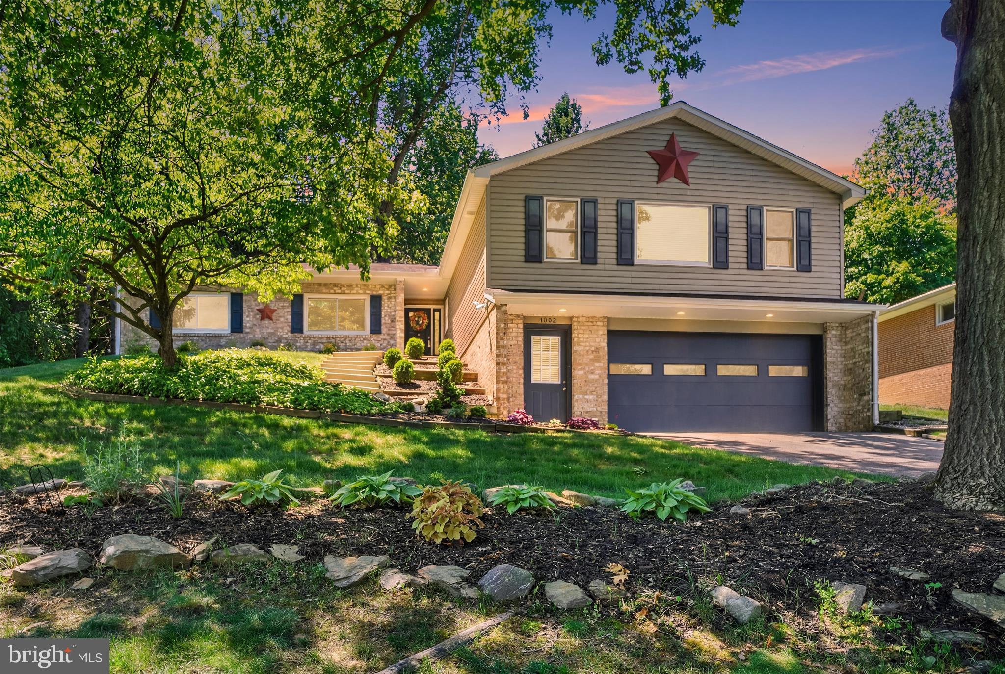 1542 Bonbar Road York, PA 17403 - Photo 1 of 33