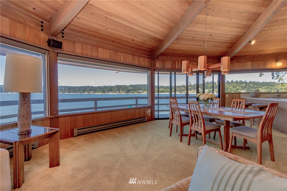 22811 Kingsbury Road Southwest Vashon, WA 98070 - Photo 11 of 25 Gallery Image 11