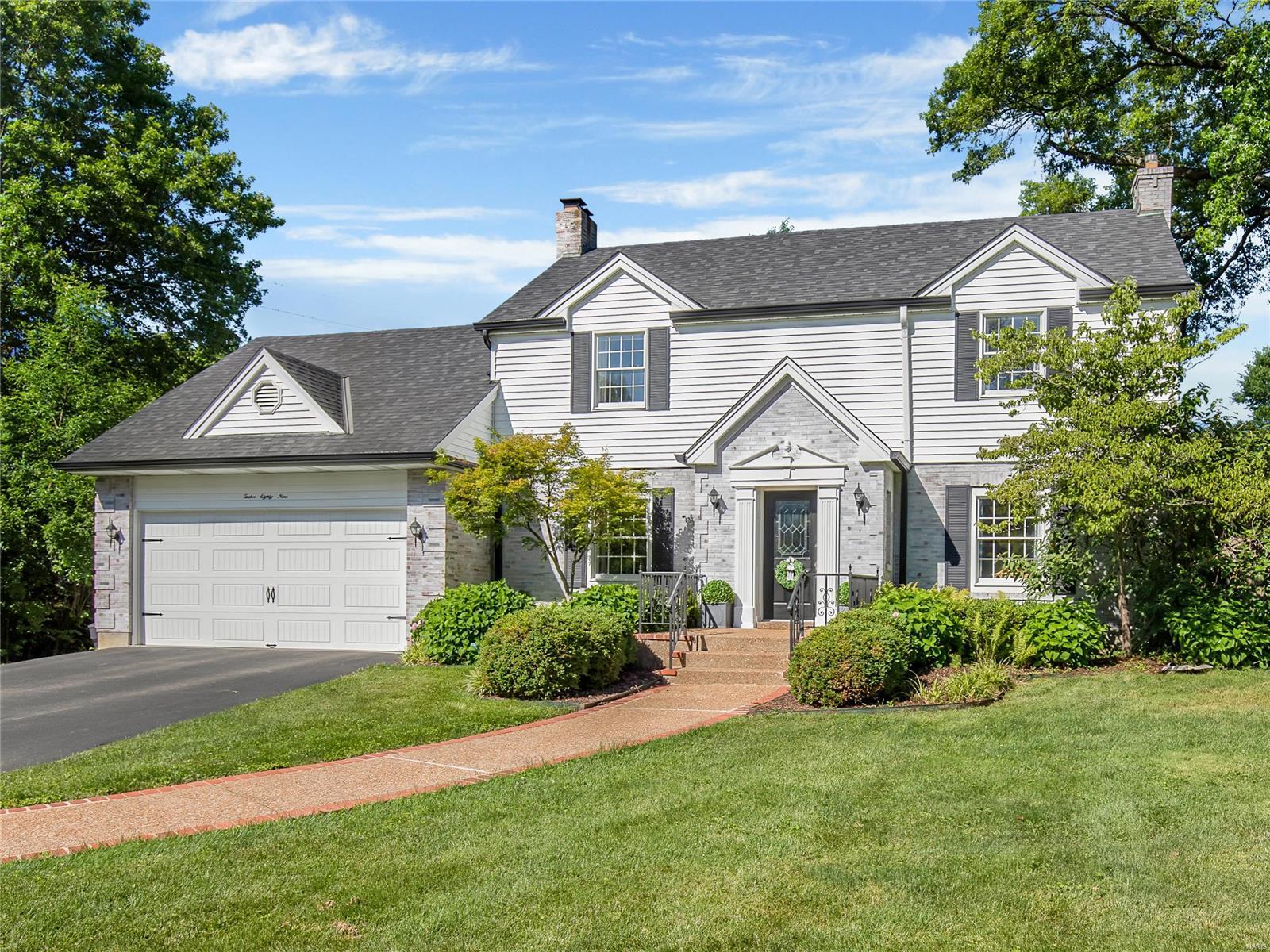 1289 Lay Road Ladue, MO 63124 - Photo 1 of 38