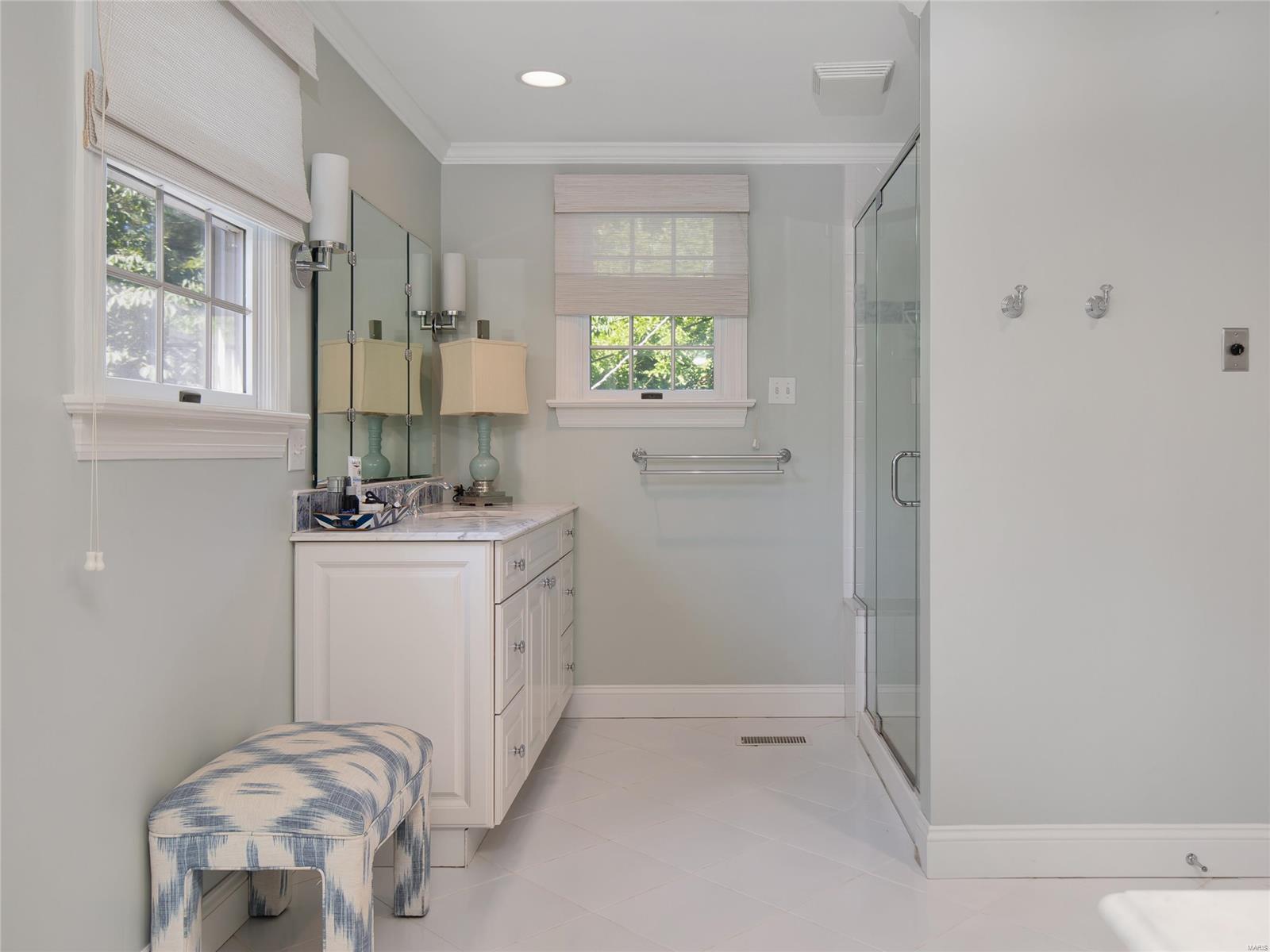1289 Lay Road Ladue, MO 63124 - Photo 25 of 38