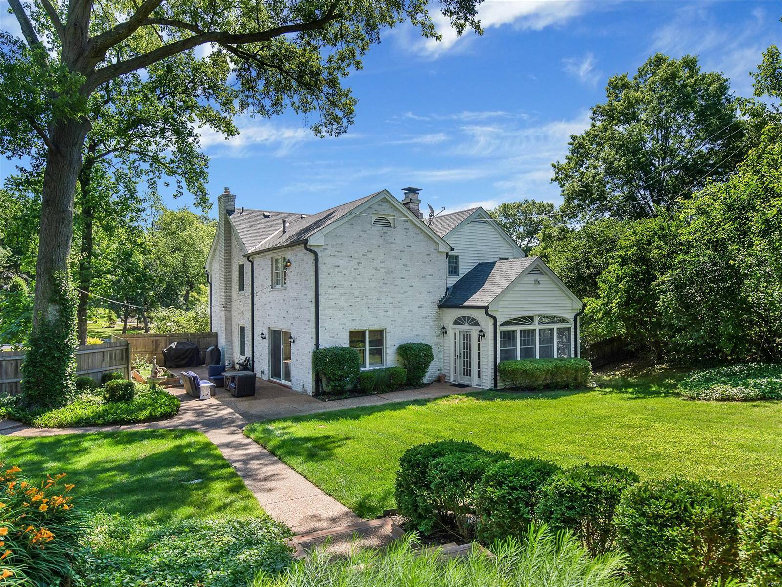 1289 Lay Road Ladue, MO 63124 - Photo 34 of 38