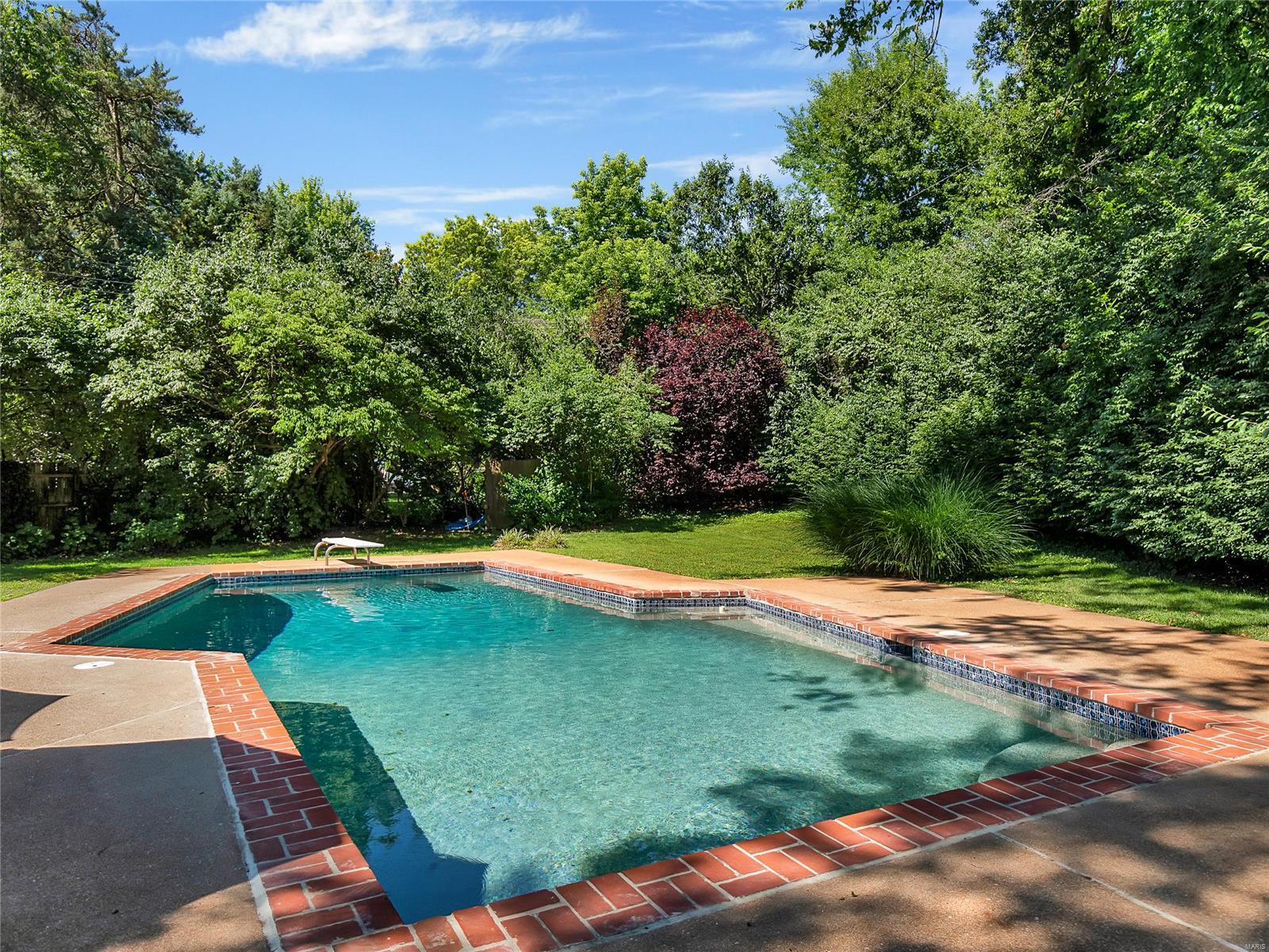 1289 Lay Road Ladue, MO 63124 - Photo 37 of 38