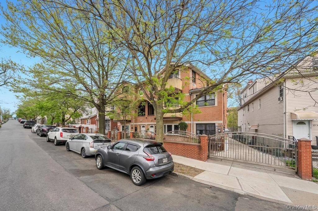 159-44 Normal Road Queens, NY 11432 - Photo 4 of 31