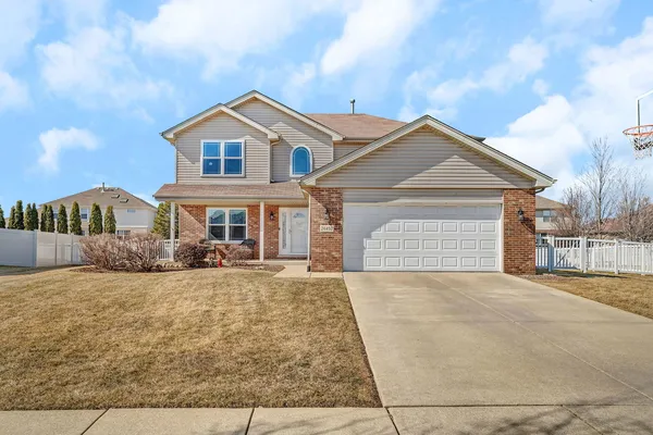 $460,000 | 24450 Arrowhead Drive, Manhattan, IL 60442
