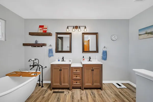 $460,000 | 24450 Arrowhead Drive, Manhattan, IL 60442