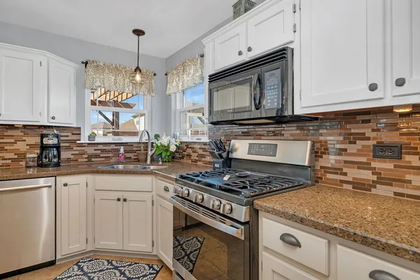 $460,000 | 24450 Arrowhead Drive, Manhattan, IL 60442