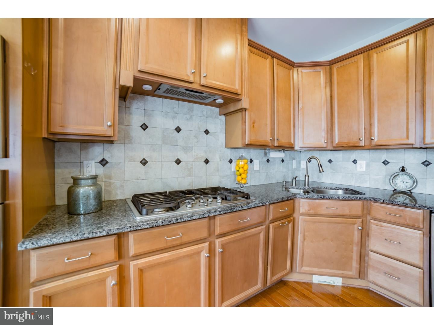 3982 Cephas Child Road Doylestown, PA 18902 - Photo 10 of 23 Kitchen