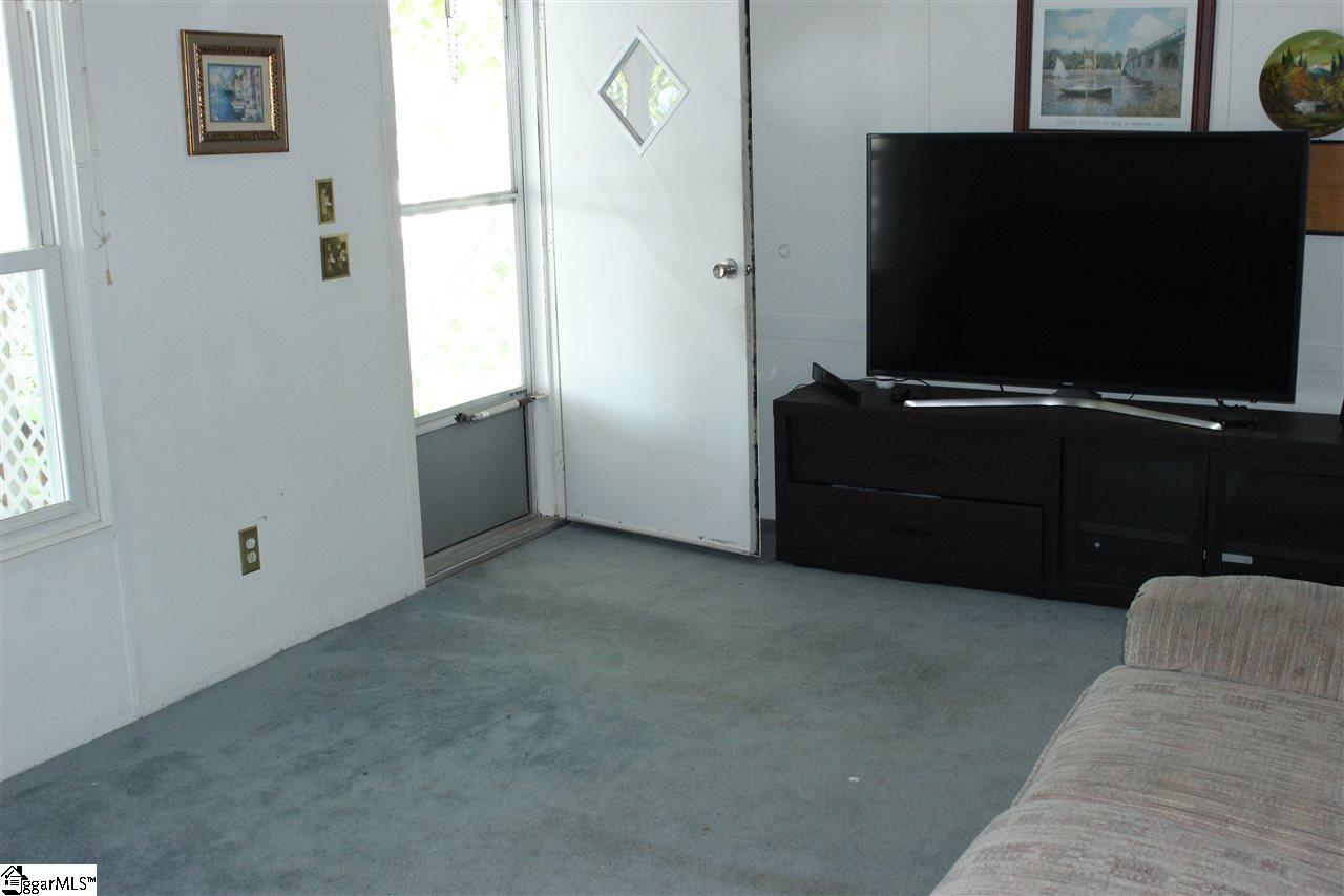 198 State Rd S-42-2088 Lyman, SC 29365 - Photo 7 of 31