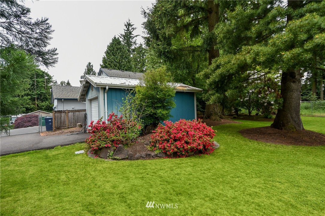 22700 Brier Road Brier, WA 98036 - Photo 22 of 24
