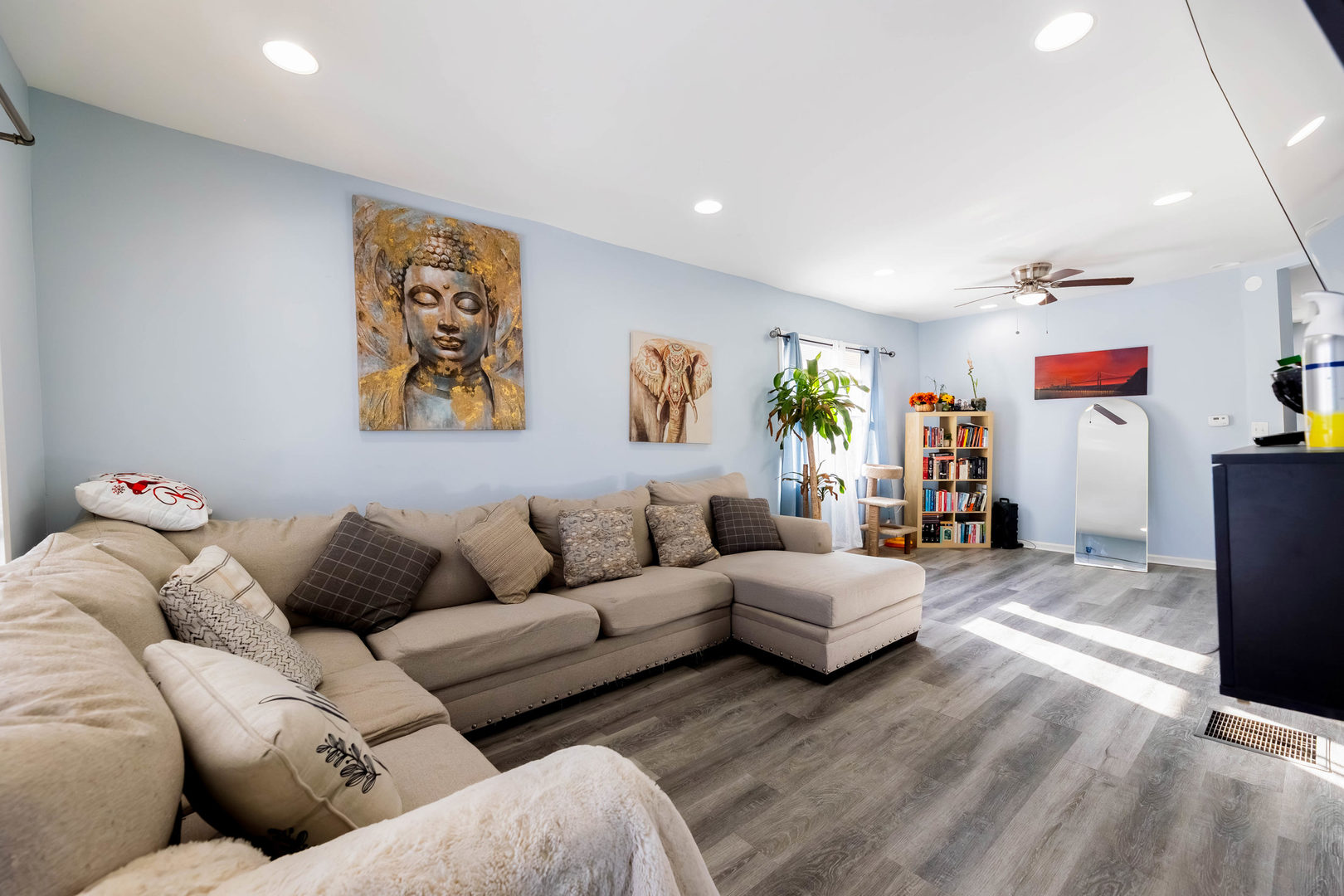 9020 South Carpenter Street Chicago, IL 60620 - Photo 4 of 20