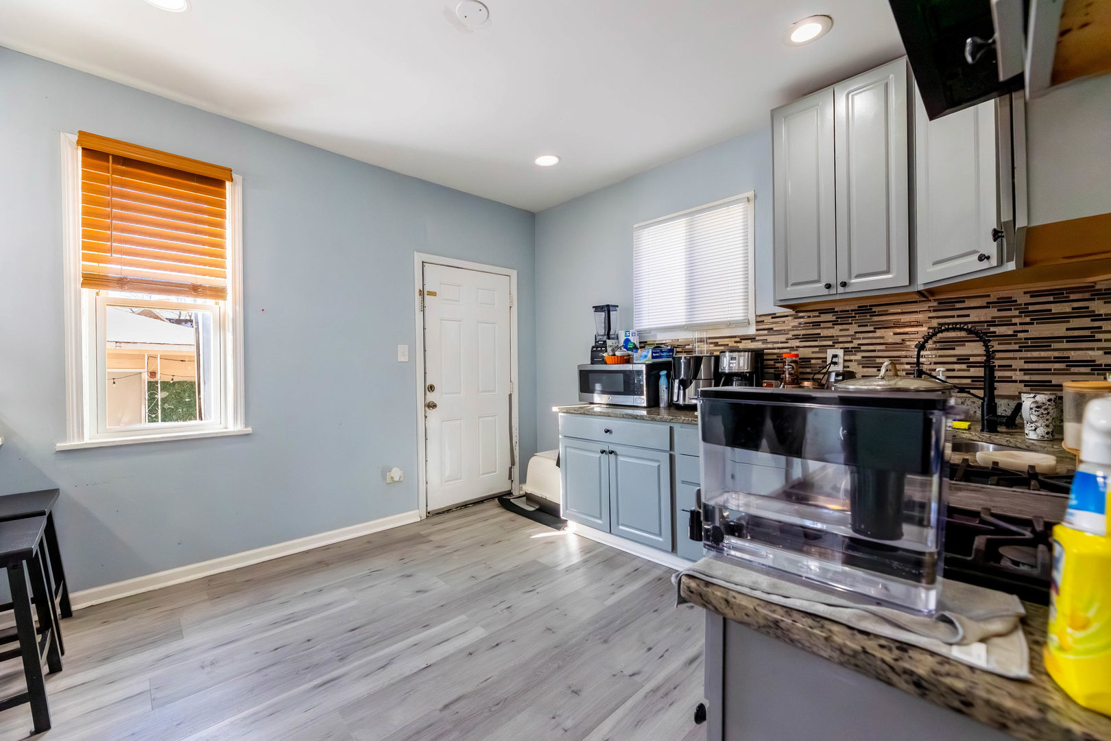 9020 South Carpenter Street Chicago, IL 60620 - Photo 6 of 20