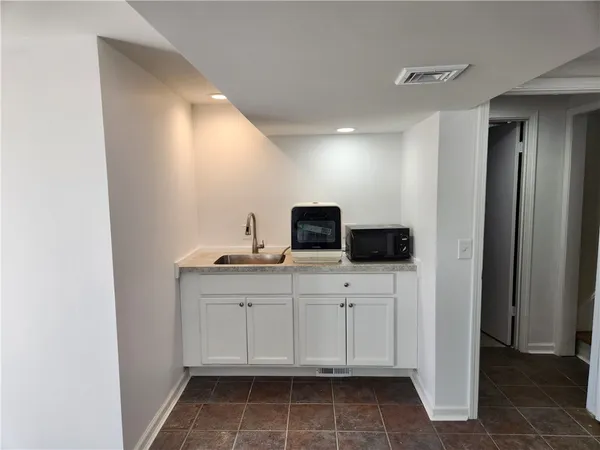 $2,400 | 206 Mason Avenue, Greece, NY 14626